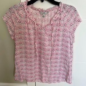 Patterned pink and white blouse